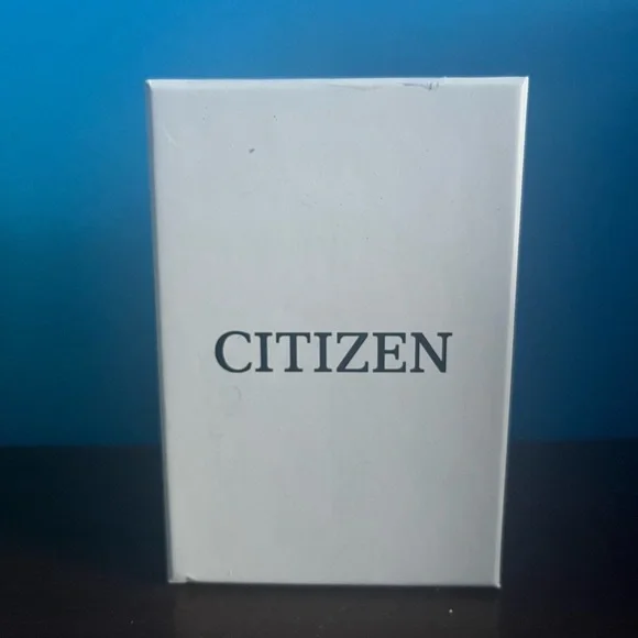 NEW Gold Citizen Quartz Stainless Steel Watch 38mm - Picture 4 of 4